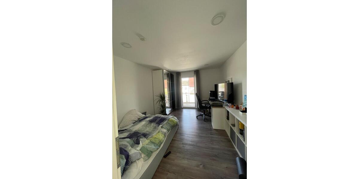 Etagenwohnung Sindelfingen Sindelfingen (Stadt) - 4 Zimmer, 106 m&sup2;, 1.600&euro; | Angebot:26045329