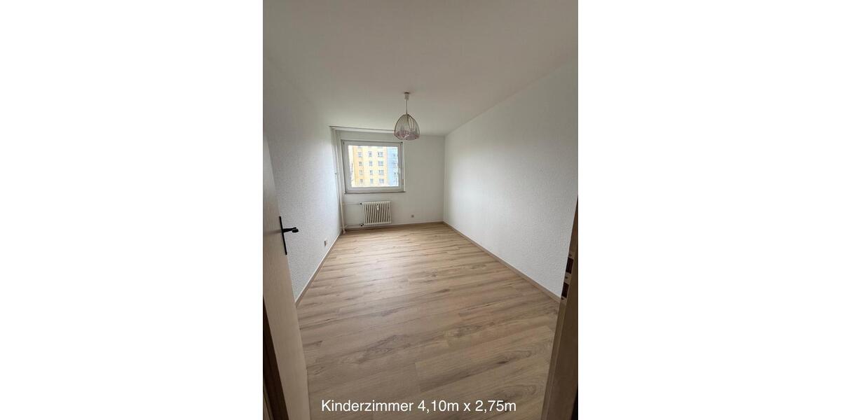 Etagenwohnung Pforzheim Eutingen - 3.5 Zimmer, 88 m&sup2;, 950&euro; | Angebot:25658013
