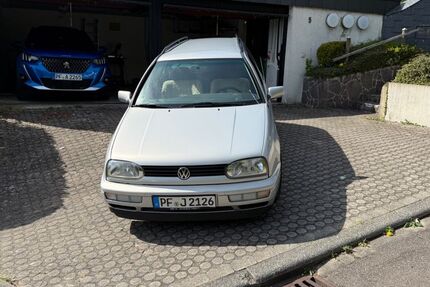 VW Golf 104.285 km 2.700 &euro; Ötisheim 75443