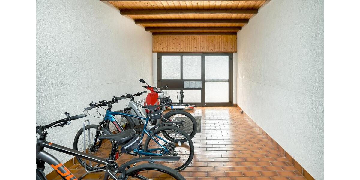 Mehrfamilienhaus, Wohnhaus Karlsruhe Rüppurr - 8 Zimmer, 184 m&sup2;, 895.000&euro; | Angebot:25308451