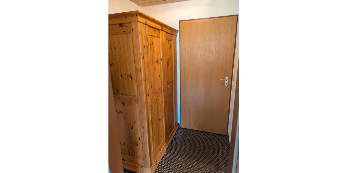 Etagenwohnung Ditzingen - 1 Zimmer, 25 m&sup2;, 400&euro; | Angebot:25791217