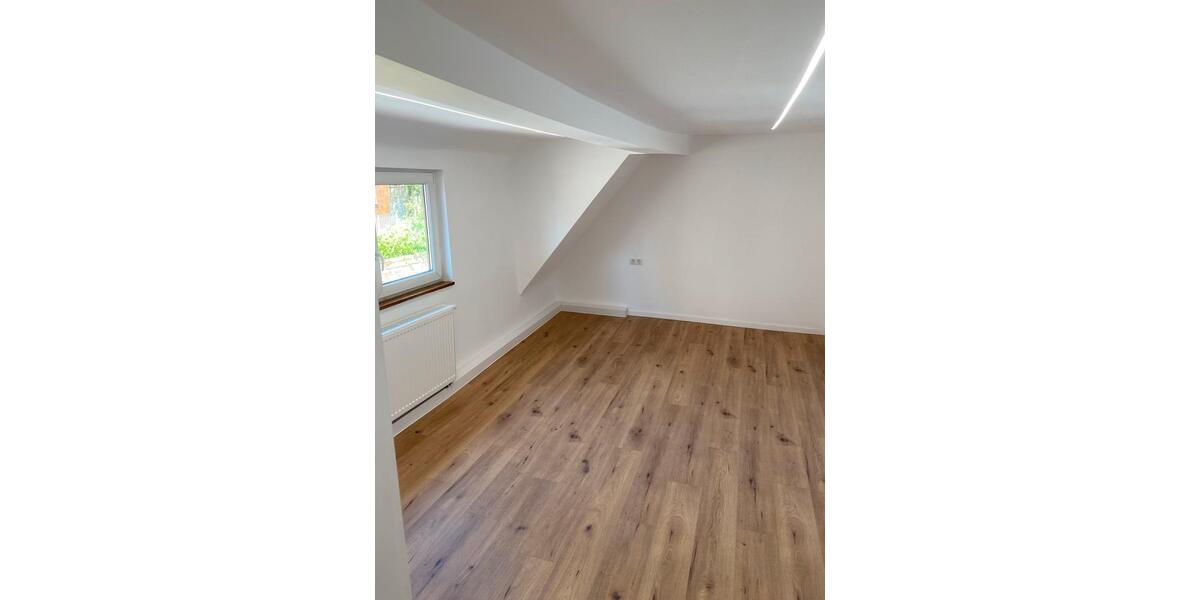 Reihenhaus Leonberg - 4 Zimmer, 105 m&sup2;, 429.000&euro; | Angebot:26777190