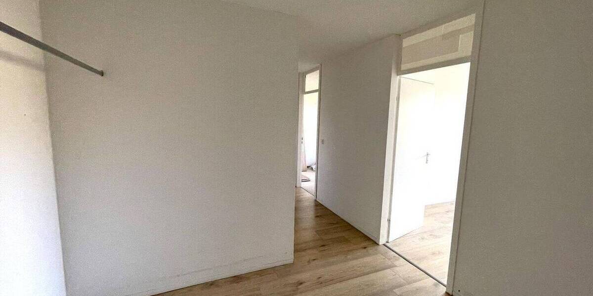Etagenwohnung Sindelfingen Nord - 3 Zimmer, 87 m&sup2;, 235.000&euro; | Angebot:26820806