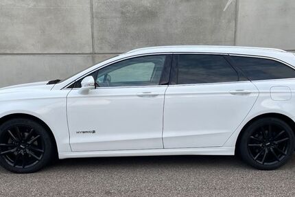 Ford Mondeo 113.000 km 15.900 € Bietigheim-Bissingen 74321