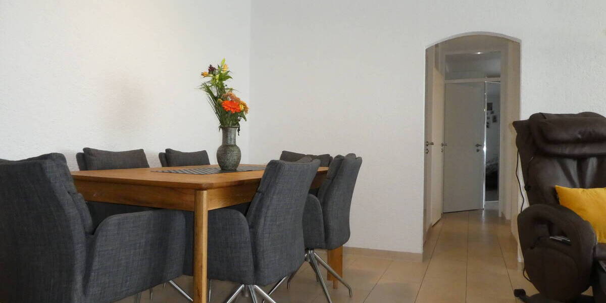 Etagenwohnung Sindelfingen Nord - 4 Zimmer, 102 m&sup2;, 339.000&euro; | Angebot:25684974