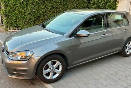 VW Golf 78.000 km 8.700 &euro; Ludwigsburg 71638