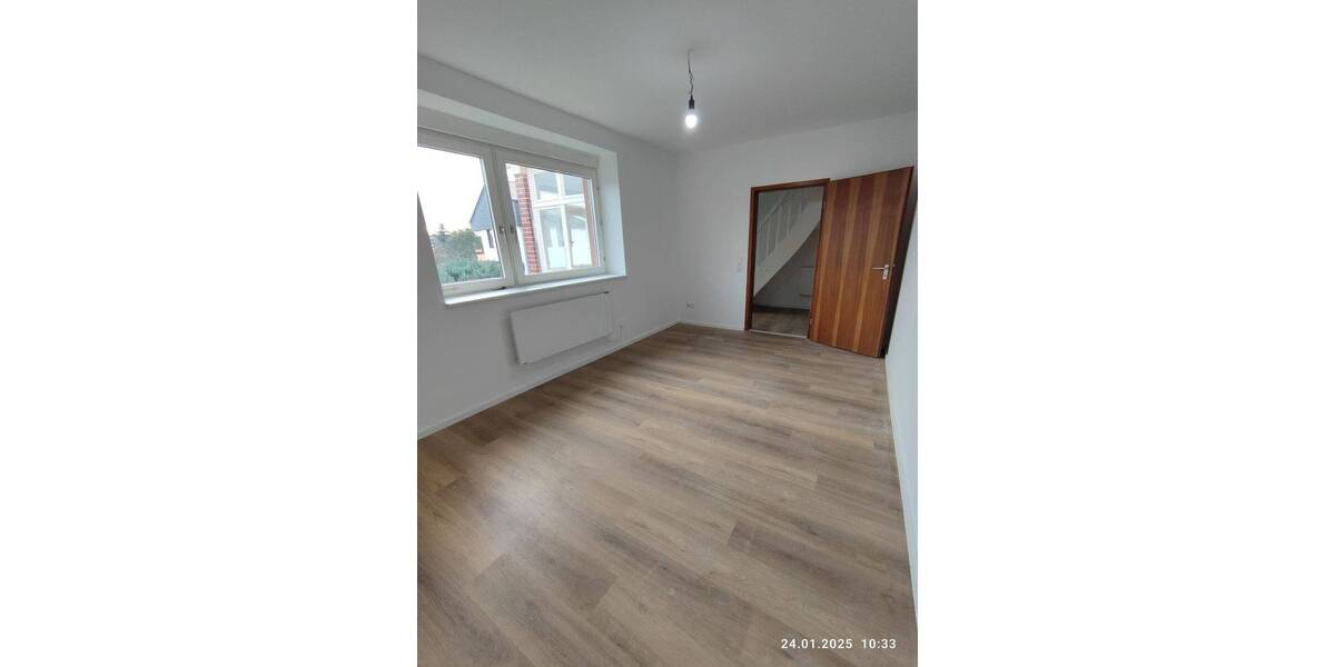 Einfamilienhaus Karlsruhe Grünwettersbach - 4 Zimmer, 100 m&sup2;, 1.200&euro; | Angebot:25996653