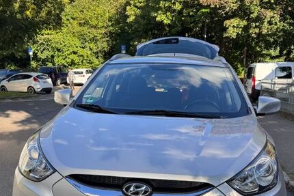 Hyundai ix35 89.000 km 10.950 € Stuttgart 70186