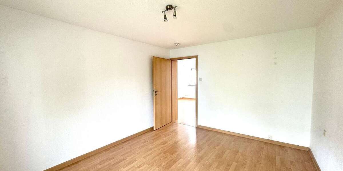 Etagenwohnung Leonberg - 5 Zimmer, 93 m&sup2;, 269.700&euro; | Angebot:26888387
