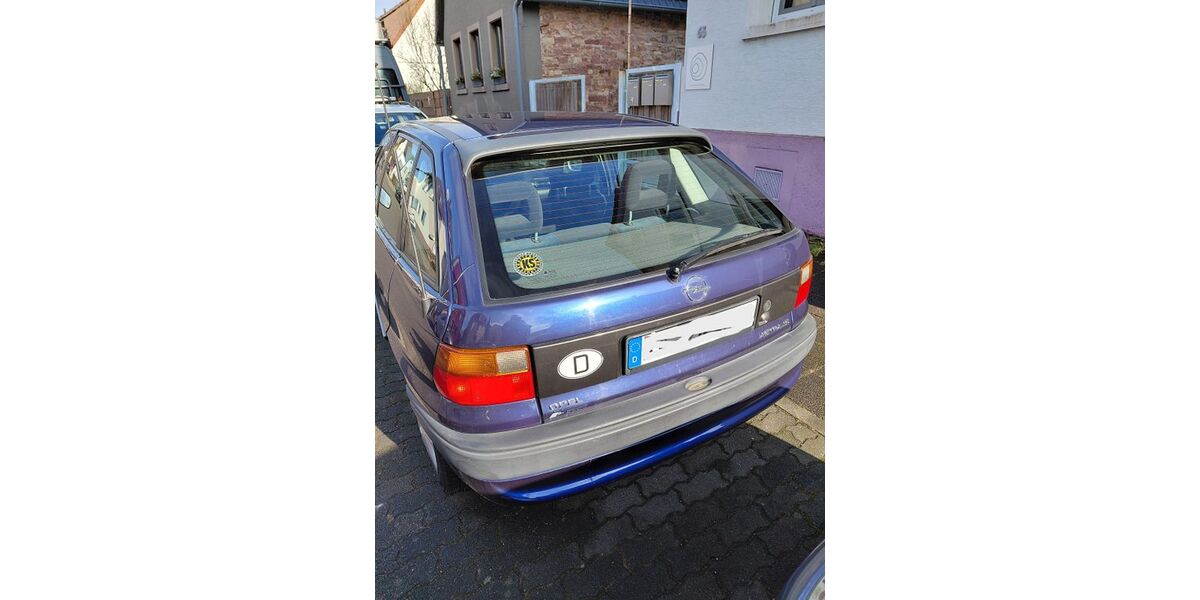 Opel Astra 66.000 km 2.999 &euro; Karlsruhe 76199