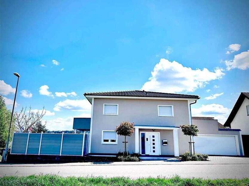 Haus zum Kaufen in Birkenfeld 1.390.000 € 250 m²