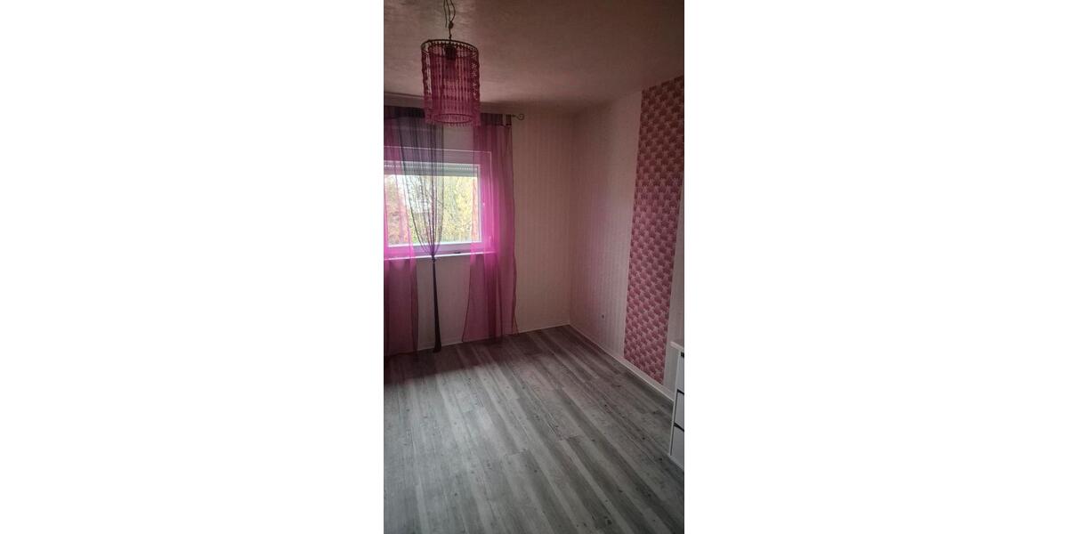 Doppelhaushälfte Pforzheim Brötzingen - 7 Zimmer, 200 m&sup2;, 490.000&euro; | Angebot:25182994