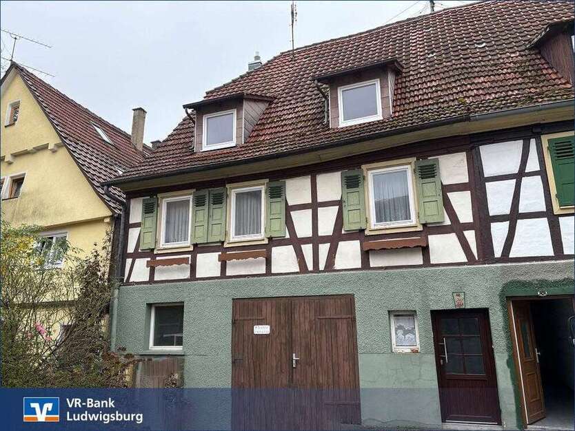 Haus zum Kaufen in Vaihingen 247.000 € 127 m²