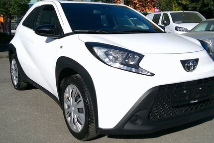 Toyota Aygo (X) 29.900 km 11.990 &euro; Sindelfingen 71065