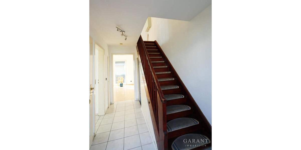 Doppelhaushälfte Vaihingen an der Enz - 4 Zimmer, 90 m&sup2;, 960&euro; | Angebot:25117023