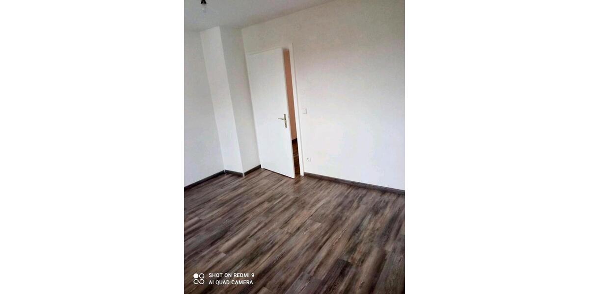 Etagenwohnung Pforzheim Eutingen - 3 Zimmer, 79 m&sup2;, 760&euro; | Angebot:25420990