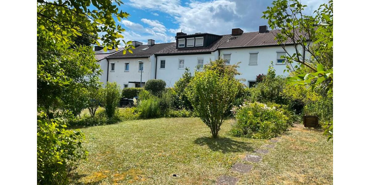 Reihenhaus Sindelfingen - 7 Zimmer, 155 m&sup2;, 550.000&euro; | Angebot:27055434