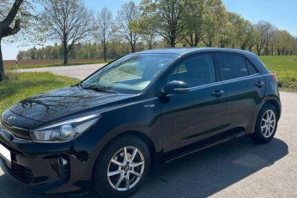 Kia Rio 92.000 km 9.000 &euro; Grafenau 71120