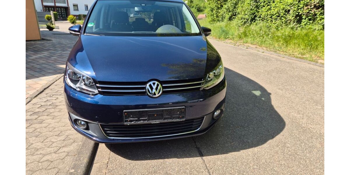 VW Touran 159.800 km 11.300 &euro; Gondelsheim 75053