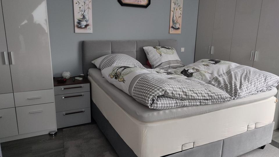 Große, top sanierte Wohnung in bevorzugter Lage von Pforzheim 3.5 zimmer