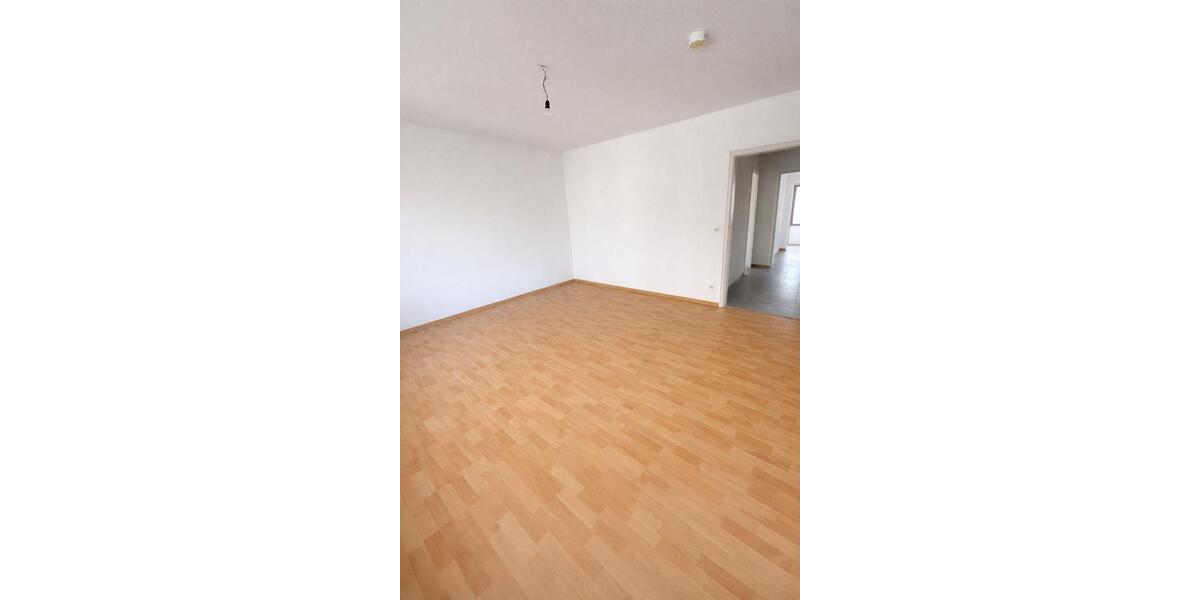 Etagenwohnung Pforzheim Weststadt - 2 Zimmer, 56 m&sup2;, 600&euro; | Angebot:25381685