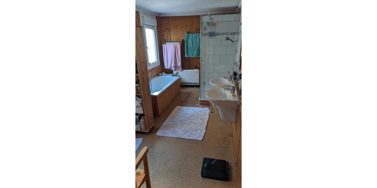 Einfamilienhaus Vaihingen an der Enz - 7 Zimmer, 130 m&sup2;, 239.000&euro; | Angebot:26592937