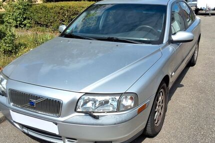 Volvo S80 238.110 km 1.450 € Illingen 75428