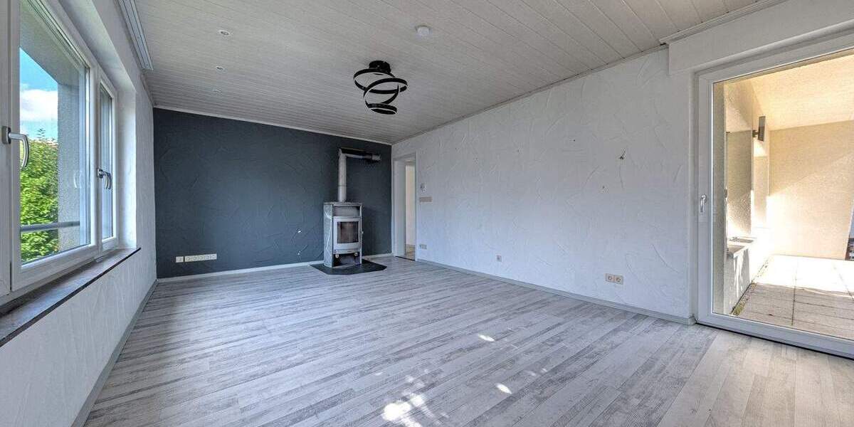 Teilsaniertes Generationenhaus in toller Lage 8 zimmer