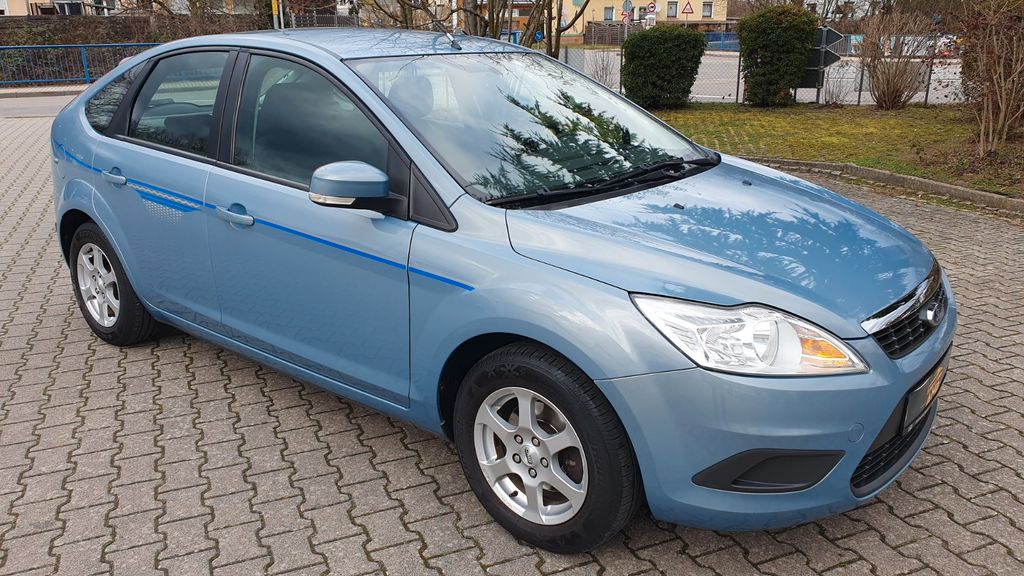 Ford Focus 155.568 km 2.450 &euro; Mühlacker / Enzberg 75417