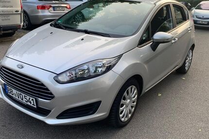 Ford Fiesta 68.760 km 8.800 &euro; Sindelfingen 71065