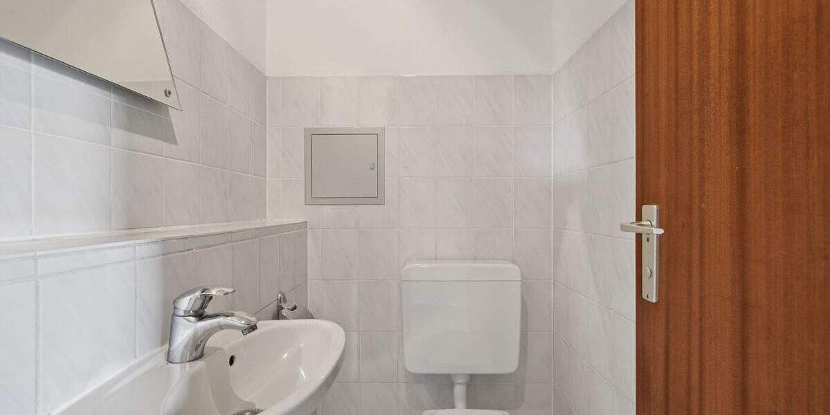 Urban wohnen, ruhig leben - helle 2-Zimmer-Wohnung mit Tiefgaragenstellplatz in der Karlsruher Oststadt 2 zimmer