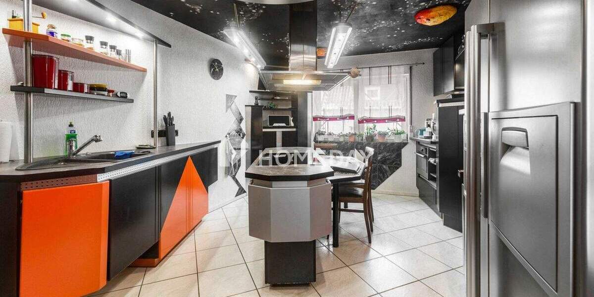 Exklusives Einfamilienhaus mit gehobener Ausstattung und außergewöhnlichem Charme 4 zimmer