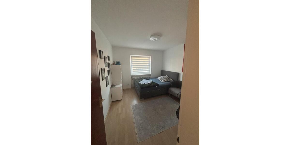 Etagenwohnung Karlsbad - 4 Zimmer, 90 m&sup2;, 310.000&euro; | Angebot:27128143