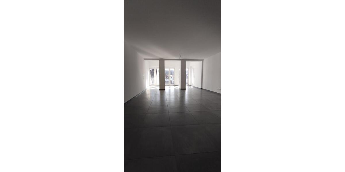 Etagenwohnung Mühlacker - 3 Zimmer, 115 m&sup2;, 1.140&euro; | Angebot:25632700