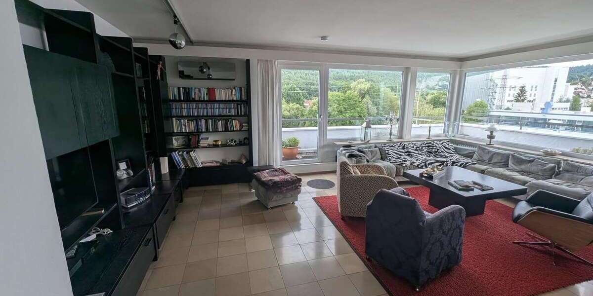 Etagenwohnung Pforzheim Brötzingen - 4 Zimmer, 121 m&sup2;, 1.250&euro; | Angebot:25336912