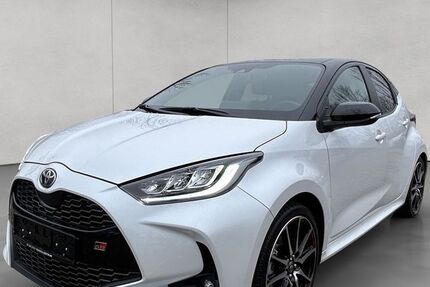 Toyota Yaris 28.633 km 23.480 &euro; Karlsruhe 76227