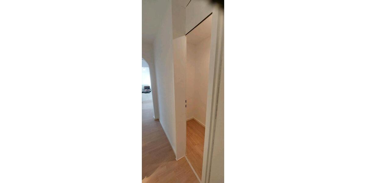 Etagenwohnung Gerlingen - 3 Zimmer, 77 m&sup2;, 1.475&euro; | Angebot:25641336