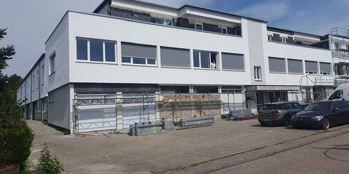 Büro in Engelsbrand 735 € 105 m² zimmer