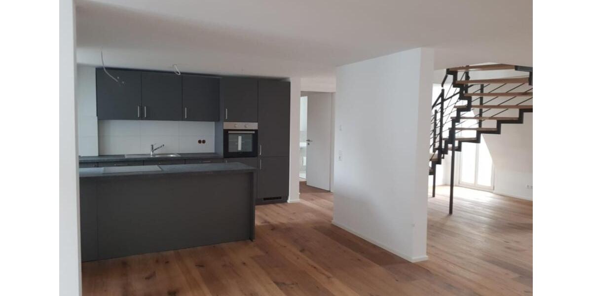 Maisonettenwohnung Schwieberdingen - 4 Zimmer, 140 m&sup2;, 1.899&euro; | Angebot:25397059