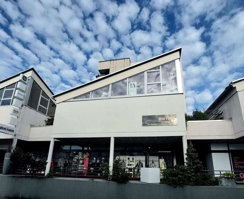Haus zum Kaufen in Leonberg 580.000 € 86.49 m²