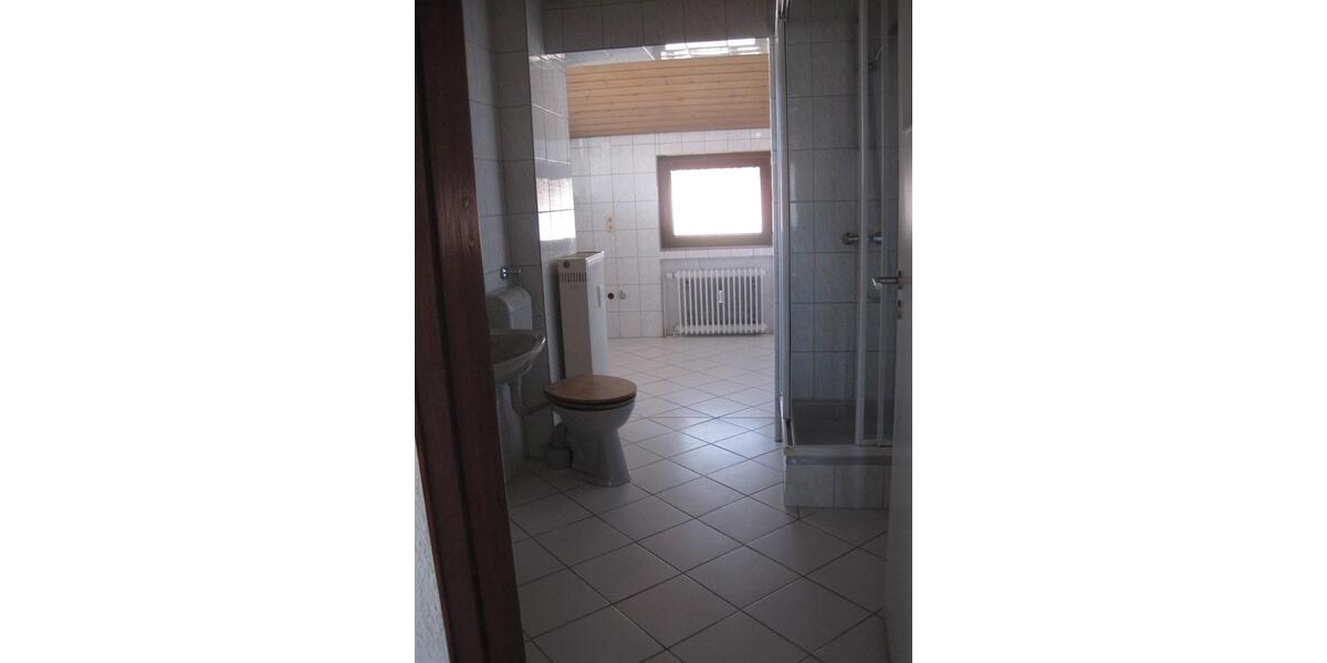 Etagenwohnung Kraichtal - 4.5 Zimmer, 140 m&sup2;, 950&euro; | Angebot:26221296