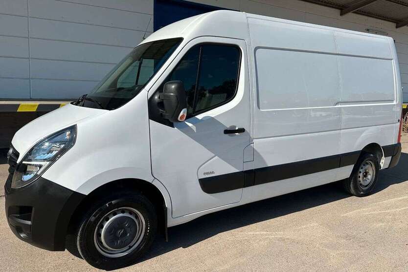 Opel Movano 62.963 km 18.900 € Sindelfingen 71065