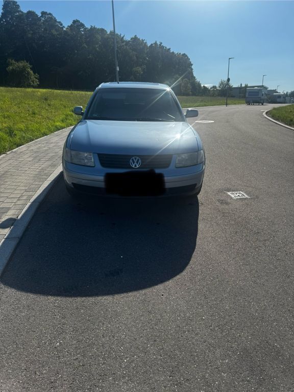 VW Passat 183.000 km 3.100 € Rutesheim 71277