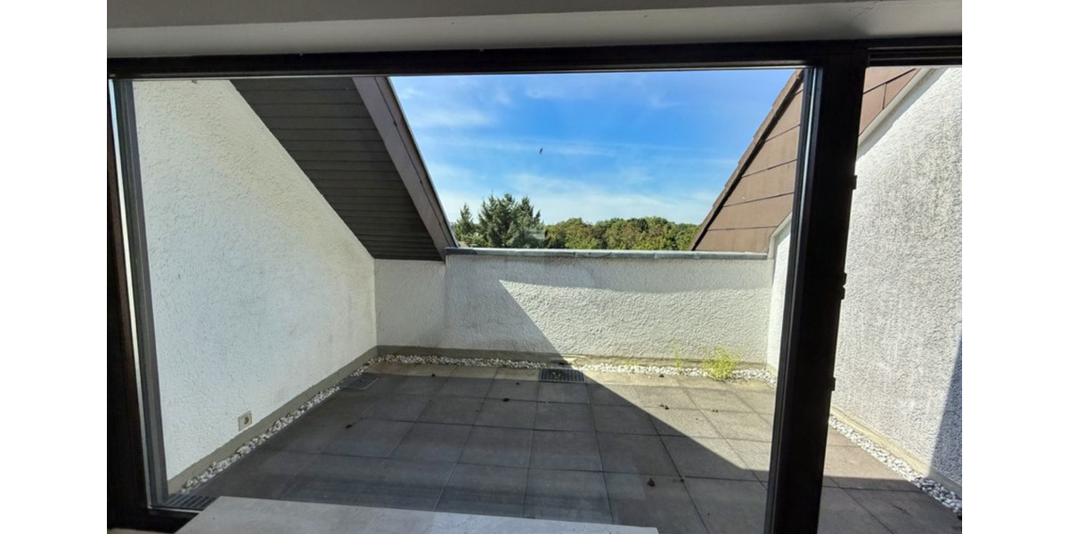 4 Zimmer Wohnung über den Dächern vor Karlsruhe 5 zimmer