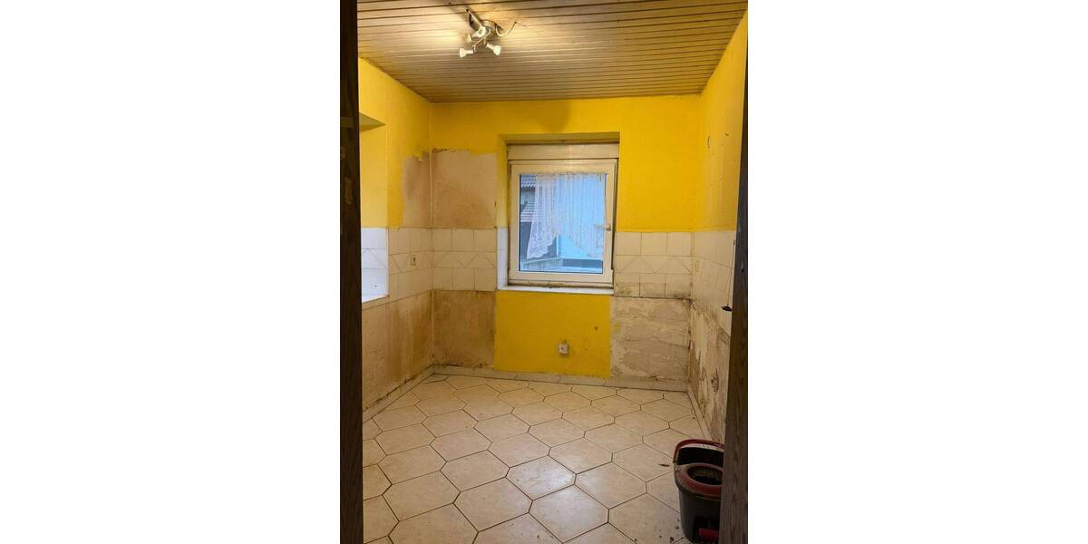 Etagenwohnung Oberderdingen-Flehingen Flehingen - 4 Zimmer, 92 m&sup2;, 79.000&euro; | Angebot:25748646
