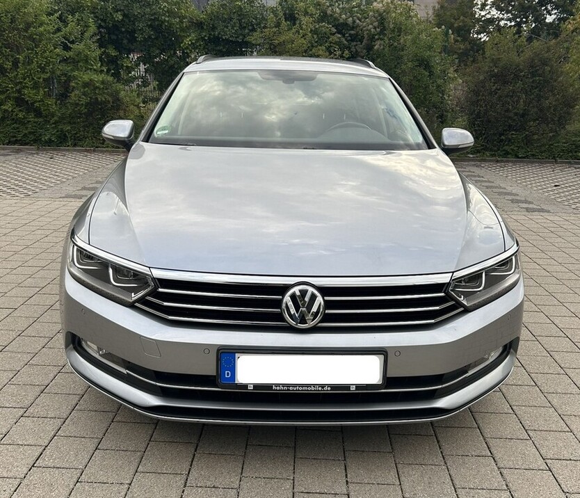 VW Passat Variant 97.600 km 19.800 € Pforzheim 75175