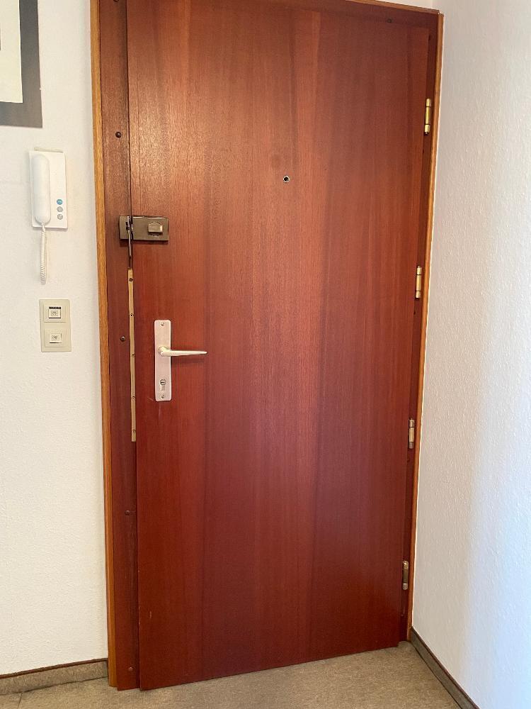 ### Geschmackvolles großzügiges Wohnen am Kronenplatz ###