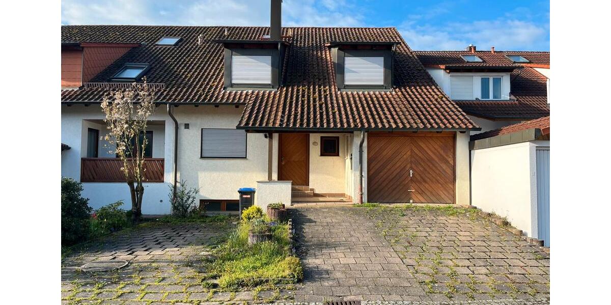 Einfamilienhaus Leonberg - 7 Zimmer, 192 m&sup2;, 2.000&euro; | Angebot:26357981