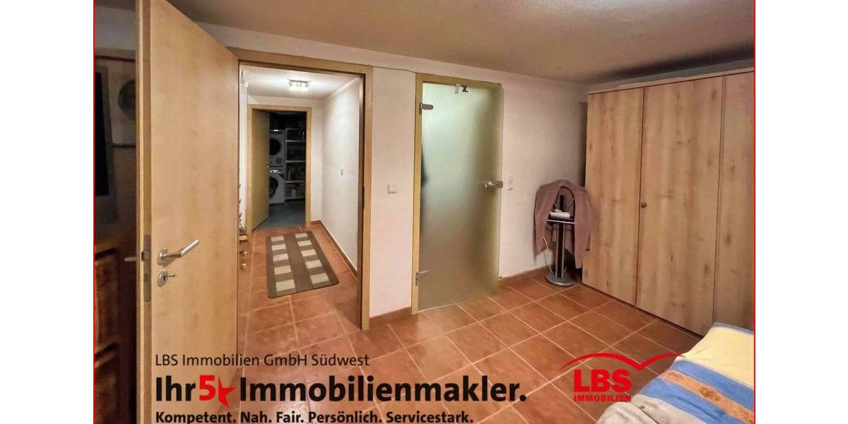 Reihenmittelhaus Pforzheim Nordstadt - 6 Zimmer, 149 m&sup2;, 495.000&euro; | Angebot:25665807