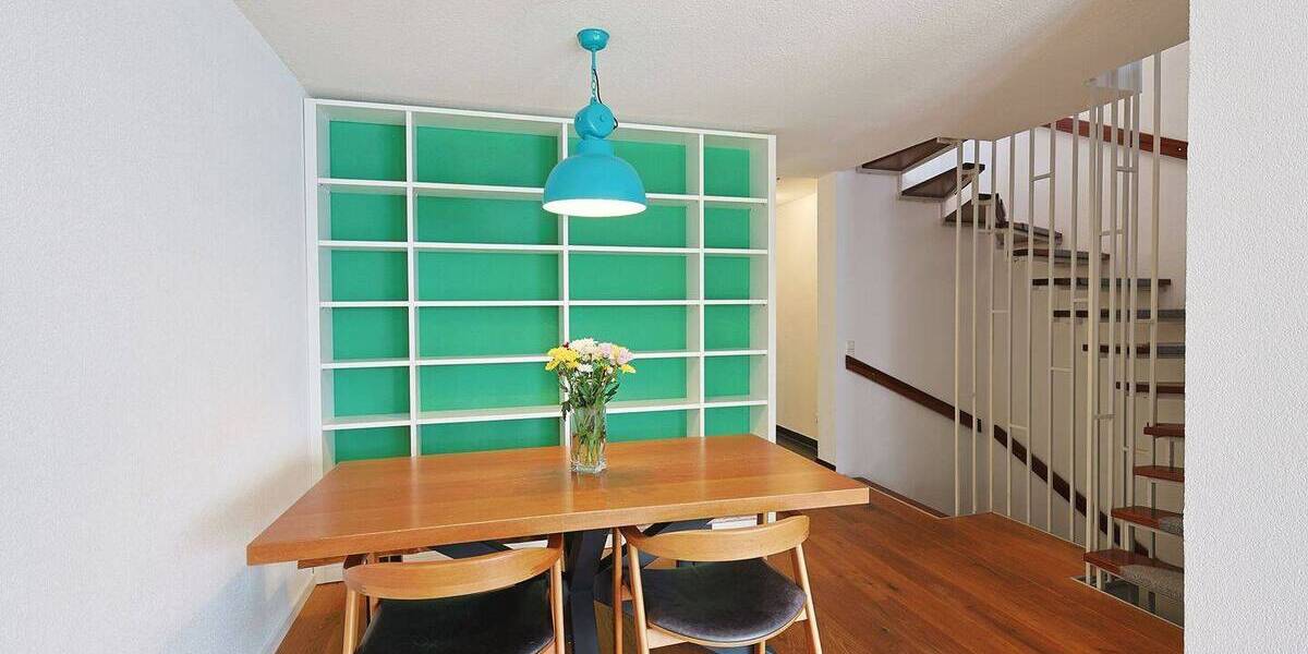 Reihenmittelhaus Ditzingen - 5 Zimmer, 125 m&sup2;, 2.290&euro; | Angebot:26806223